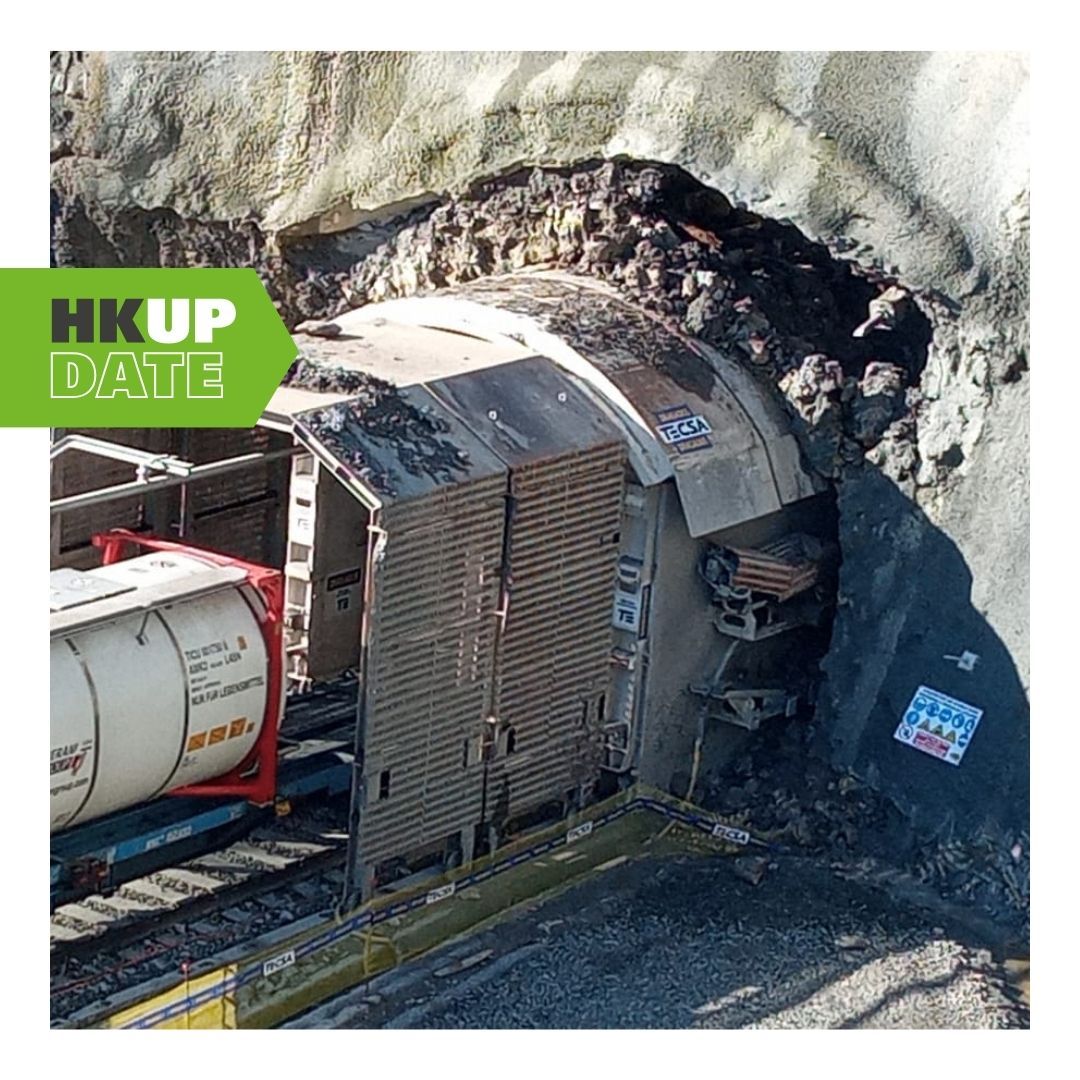 Do you think an existing tunnel can be enlarged, moreover during rail traffic?
Yes it can! It is relevant for upgrading old railway tunnels.

The Gaintxurizketa tunnel was successfully enlarged to 12m despite huge daily traffic between Spain and France.
T